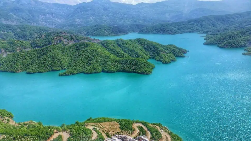 From Tirana: Gamti Mountain and Bovilla Lake Hiking Tour