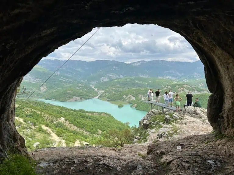 From Tirana: Gamti Mountain and Bovilla Lake Hiking Tour